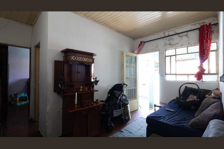 Casa à venda com 380m², 4 quartos e 4 vagas Casa à venda com 380m², 4 quartos e 4 vagasCasa 2- Sala