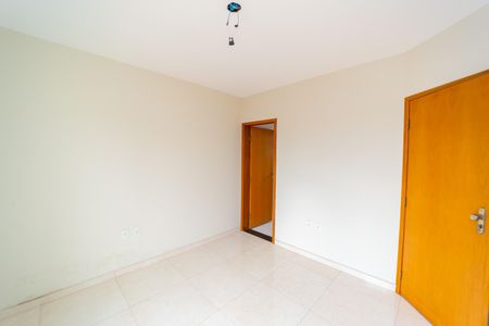 Casa de condomínio para alugar com 120m², 3 quartos e 2 vagasSuíte