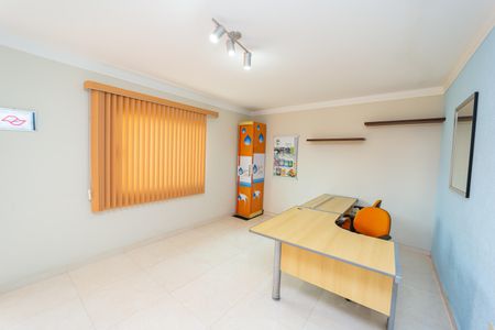 Casa de condomínio para alugar com 120m², 3 quartos e 2 vagasSala