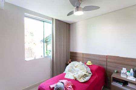 Casa à venda com 247m², 4 quartos e 3 vagas Casa à venda com 247m², 4 quartos e 3 vagasSuíte 2