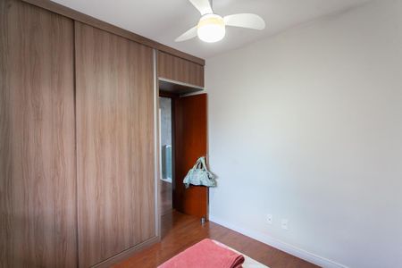 Casa à venda com 247m², 4 quartos e 3 vagas Casa à venda com 247m², 4 quartos e 3 vagasQuarto 2