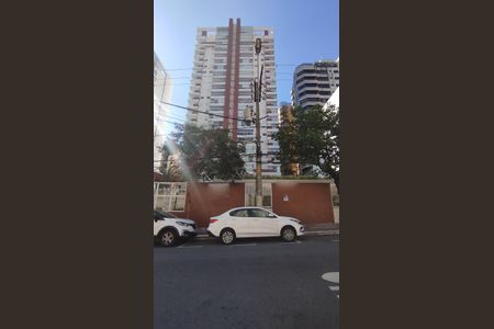 Apartamento à venda com 107m², 3 quartos e 3 vagasFachada - Placa