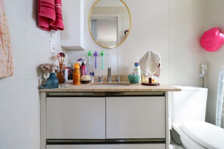 Apartamento à venda com 107m², 3 quartos e 3 vagasBanheiro da Suíte