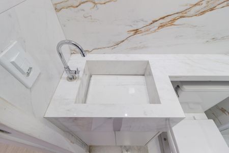 Apartamento para alugar com 42m², 2 quartos e sem vagaDetalhe - Banheiro