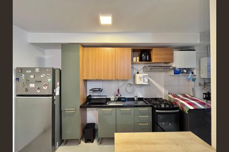 Apartamento à venda com 47m², 2 quartos e sem vaga Apartamento à venda com 47m², 2 quartos e sem vagaCozinha e Área de Serviço