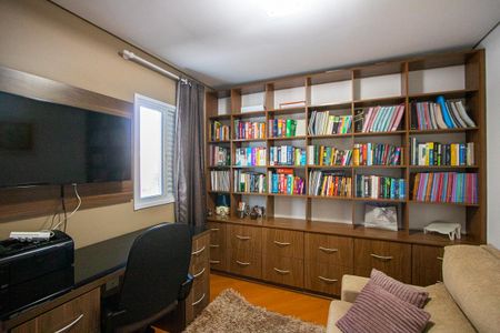 Casa à venda com 212m², 3 quartos e 5 vagasSuíte 3 