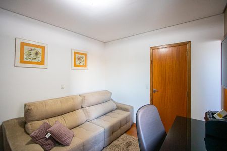 Casa à venda com 212m², 3 quartos e 5 vagasSuíte 3 