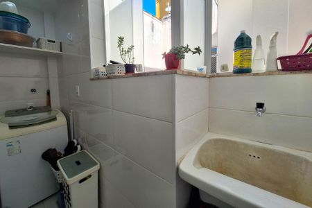 Apartamento à venda com 60m², 2 quartos e 1 vagaÁrea de Serviço