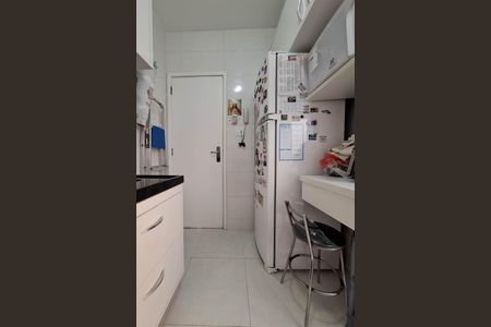 Apartamento à venda com 60m², 2 quartos e 1 vagaCozinha
