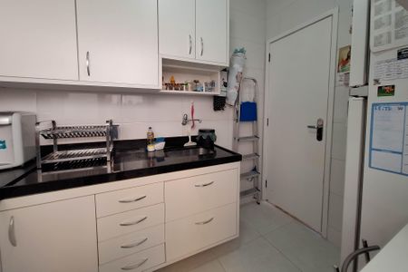Apartamento à venda com 60m², 2 quartos e 1 vagaCozinha