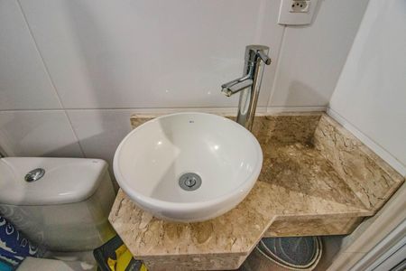 Casa para alugar com 220m², 5 quartos e 5 vagasBanheiro de Serviço