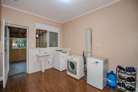 Casa para alugar com 220m², 5 quartos e 5 vagasÁrea de Serviço