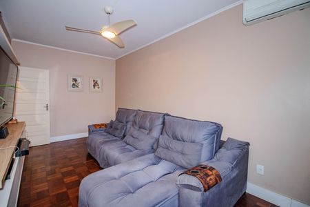 Casa para alugar com 220m², 5 quartos e 5 vagasSala de TV