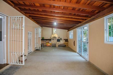 Casa para alugar com 220m², 5 quartos e 5 vagasEspaço Gourmet