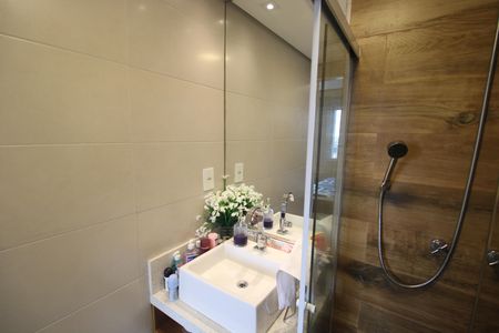 Apartamento à venda com 67m², 2 quartos e 1 vagaBanheiro 2