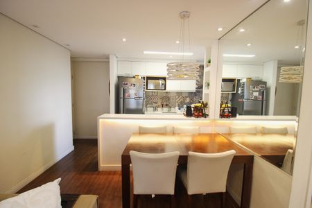 Apartamento à venda com 67m², 2 quartos e 1 vagaSala