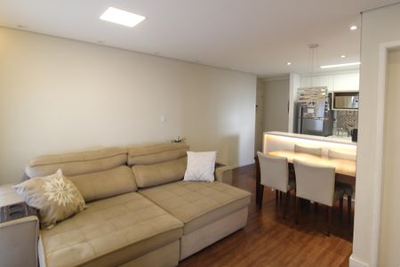 Apartamento à venda com 67m², 2 quartos e 1 vagaSala