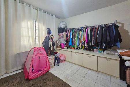 Casa para alugar com 217m², 4 quartos e 2 vagas Casa para alugar com 217m², 4 quartos e 2 vagasQuarto 2