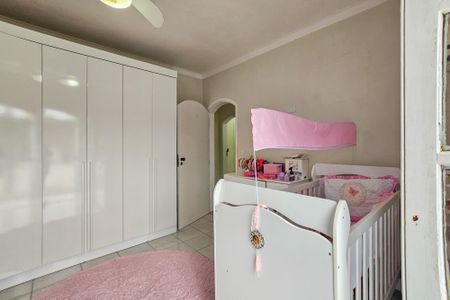 Casa para alugar com 217m², 4 quartos e 2 vagas Casa para alugar com 217m², 4 quartos e 2 vagasQuarto 1