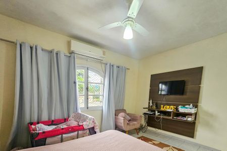 Casa para alugar com 217m², 4 quartos e 2 vagas Casa para alugar com 217m², 4 quartos e 2 vagasSuíte