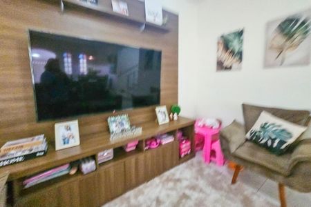 Casa para alugar com 217m², 4 quartos e 2 vagas Casa para alugar com 217m², 4 quartos e 2 vagasSala