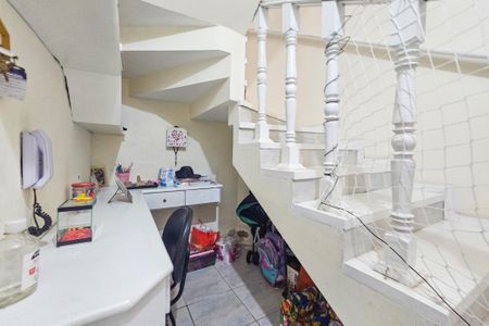 Casa para alugar com 217m², 4 quartos e 2 vagas Casa para alugar com 217m², 4 quartos e 2 vagasSala