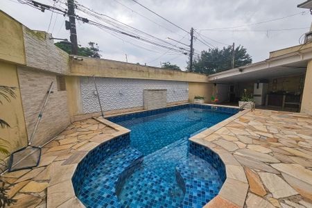 Casa para alugar com 217m², 4 quartos e 2 vagas Casa para alugar com 217m², 4 quartos e 2 vagasÁrea de Lazer privativa