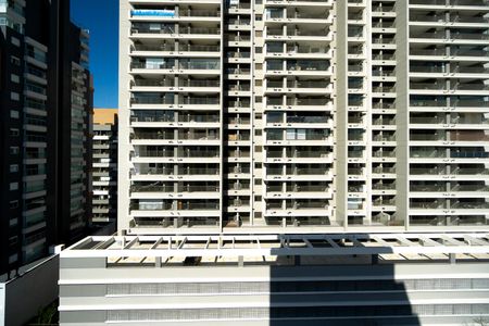 Apartamento à venda com 57m², 2 quartos e 1 vagaVista da varanda