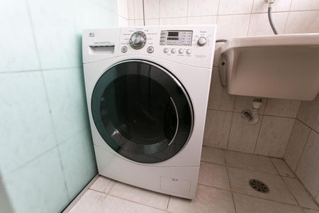 Apartamento à venda com 57m², 2 quartos e 1 vagaÁrea de Serviço - Máquina de Lavar