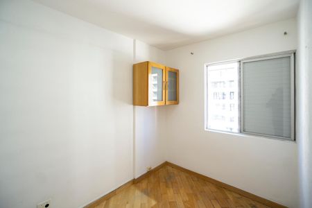 Apartamento à venda com 57m², 2 quartos e 1 vagaQuarto 02