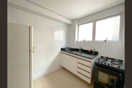 Apartamento à venda com 166m², 2 quartos e 3 vagasÁrea comum - Cozinha