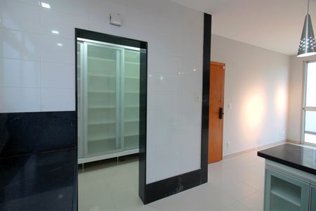 Apartamento à venda com 166m², 2 quartos e 3 vagasCozinha