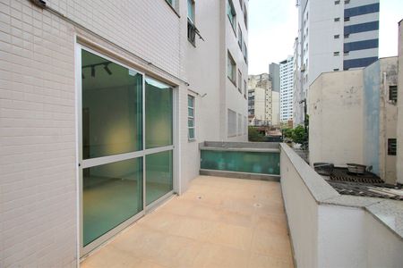 Apartamento à venda com 166m², 2 quartos e 3 vagasVaranda da Sala