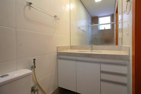 Apartamento à venda com 166m², 2 quartos e 3 vagasBanheiro da Suíte