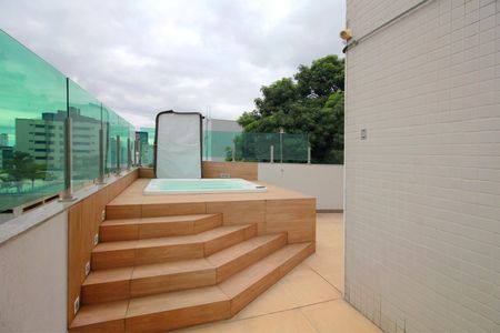 Apartamento à venda com 166m², 2 quartos e 3 vagasVaranda da Sala