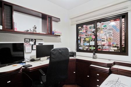 Apartamento à venda com 127m², 3 quartos e 3 vagasQuarto 2