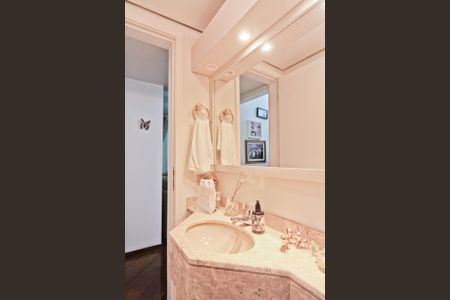 Apartamento à venda com 127m², 3 quartos e 3 vagasLavabo