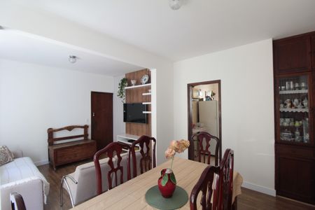 Apartamento à venda com 125m², 3 quartos e 2 vagasSala