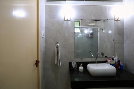 Apartamento à venda com 140m², 2 quartos e sem vagaBanheiro