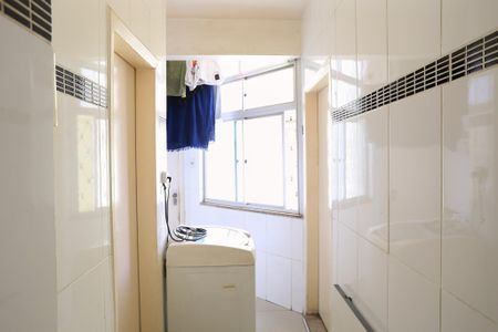 Apartamento à venda com 140m², 2 quartos e sem vagaÁrea de Serviço