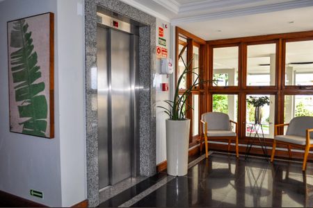 Apartamento à venda com 78m², 2 quartos e 2 vagasÁrea comum