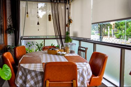 Apartamento à venda com 78m², 2 quartos e 2 vagasSala - varanda