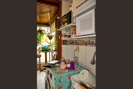 Apartamento à venda com 78m², 2 quartos e 2 vagasCozinha 