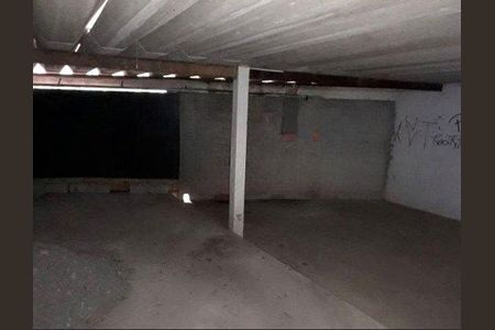 Casa à venda com 3 quartos, 364m² em Vila Gumercindo, São Paulo