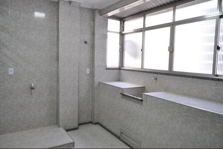 Apartamento para alugar com 120m², 4 quartos e 2 vagasÁrea de Serviço