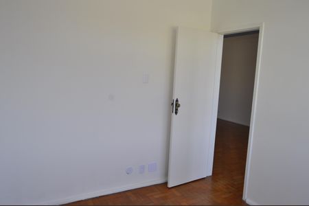 Apartamento para alugar com 120m², 4 quartos e 2 vagasQuarto