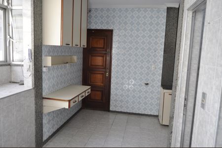 Apartamento à venda com 120m², 4 quartos e 2 vagasCozinha