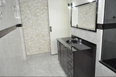 Apartamento para alugar com 120m², 4 quartos e 2 vagasBanheiro Social
