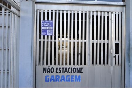 Apartamento à venda com 120m², 4 quartos e 2 vagasFachada + Placa