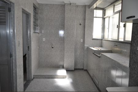 Apartamento à venda com 120m², 4 quartos e 2 vagasÁrea de Serviço